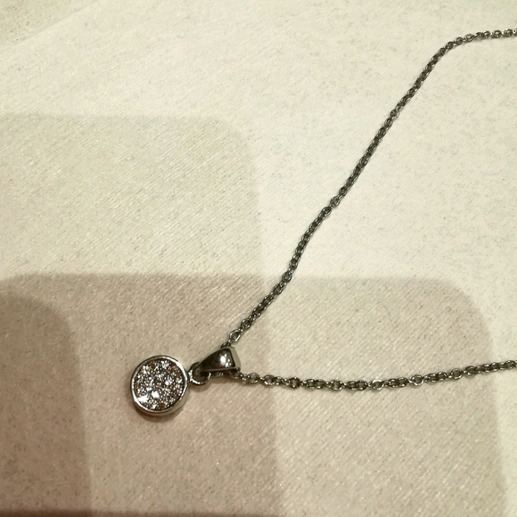 Necklace - Picture 2 of 3